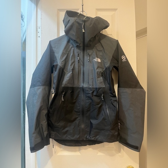 The North Face Jackets & Blazers - The North Face Women's Summit L5 Fuseform Gore-Tex C-Knit Jacket
